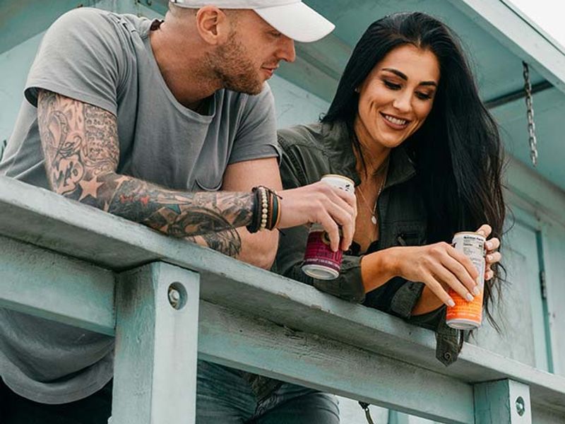 Flirting at the bar Part 2: Suggest moving to a quieter spot in the bar to continue talking. - French lesson